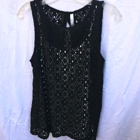 White and Black Lace Tank top - Picture 2 of 7